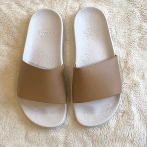 🎉Host Pick🎉 GREATS - Amalfi Slide in Sand/White
